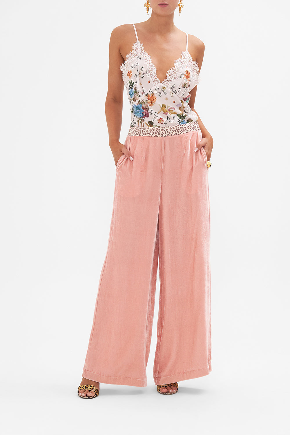 CAMILLA_00026630_STRAIGHT_LEG_RELAXED_TROUSER_BAMBINO_BLISS_1