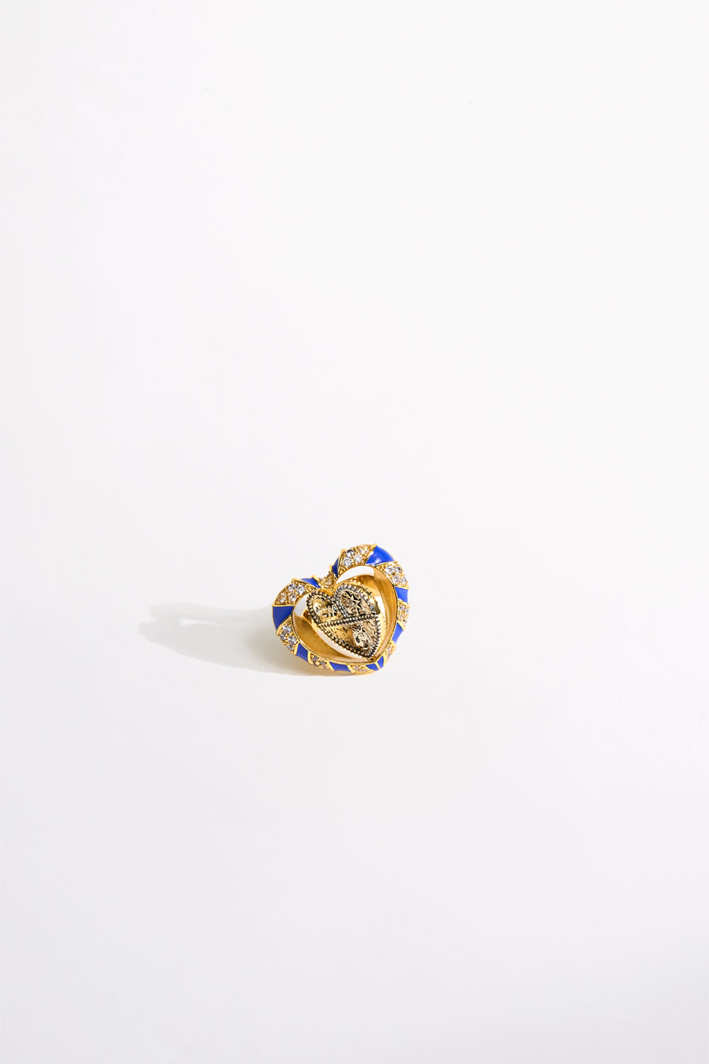 CAMILLA_00039177_ARTISAN_ARTILLERY_HEART_RING_GHOST1
