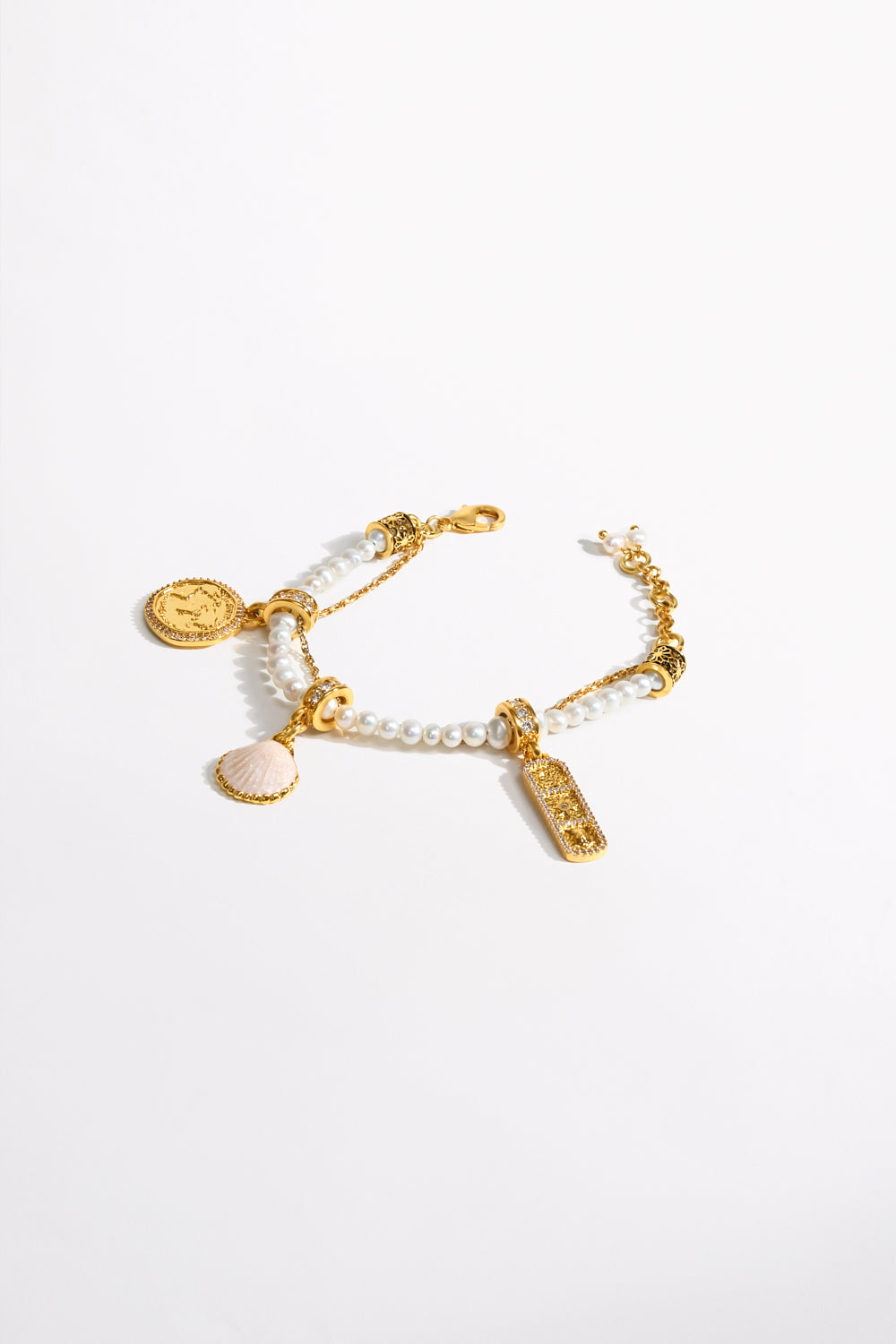 CAMILLA_00039184_GYPSET_GLITTERATI_CHARM_BRACELET_1