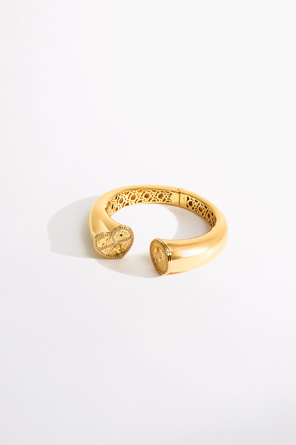 CAMILLA_00039186_GYPSET_GLITTERATI_BANGLE_GHOST_1