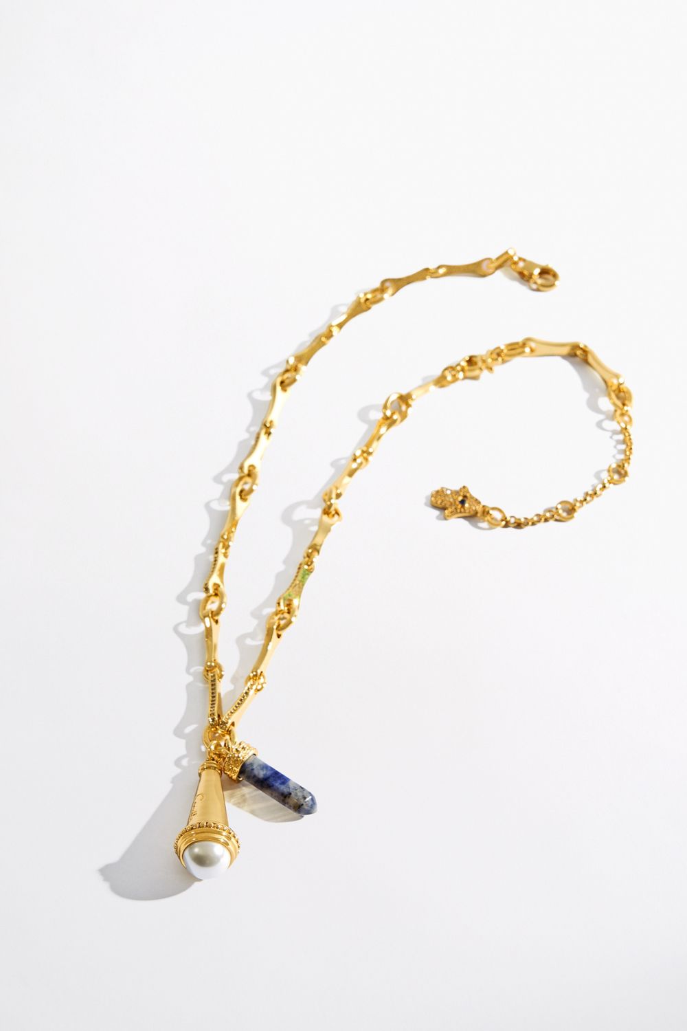 CAMILLA_00041063_CHARMS_CHAIN_LINK_NECKLACE_GOLD_GHOST_1