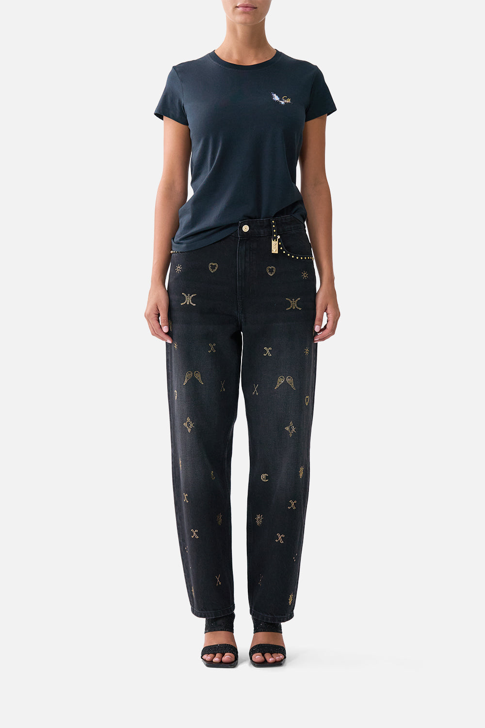 CAMILLA_00041113_MILLA_HEIRLOOM_EMPIRE_GIRLFRIEND_JEAN_DENIM_MODEL_1