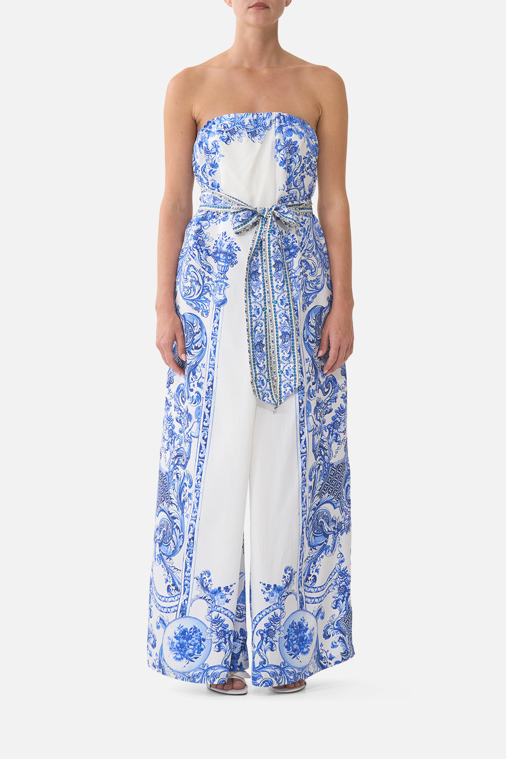 CAMILLA_00041363_FRONT_PLEAT_STRAPLESS_JUMPSUIT_CERAMIC_PANORAMIC_MODEL_1