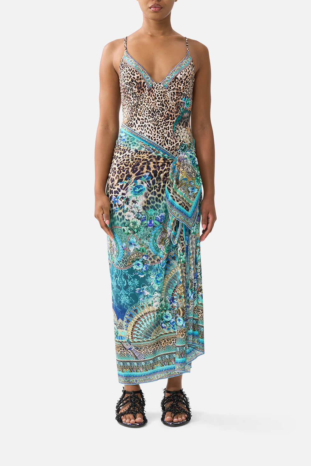 CAMILLA_00041640_MULTI_WEAR_LONG_SARONG_FLAMENCO_EUPHORIA_MODEL_1