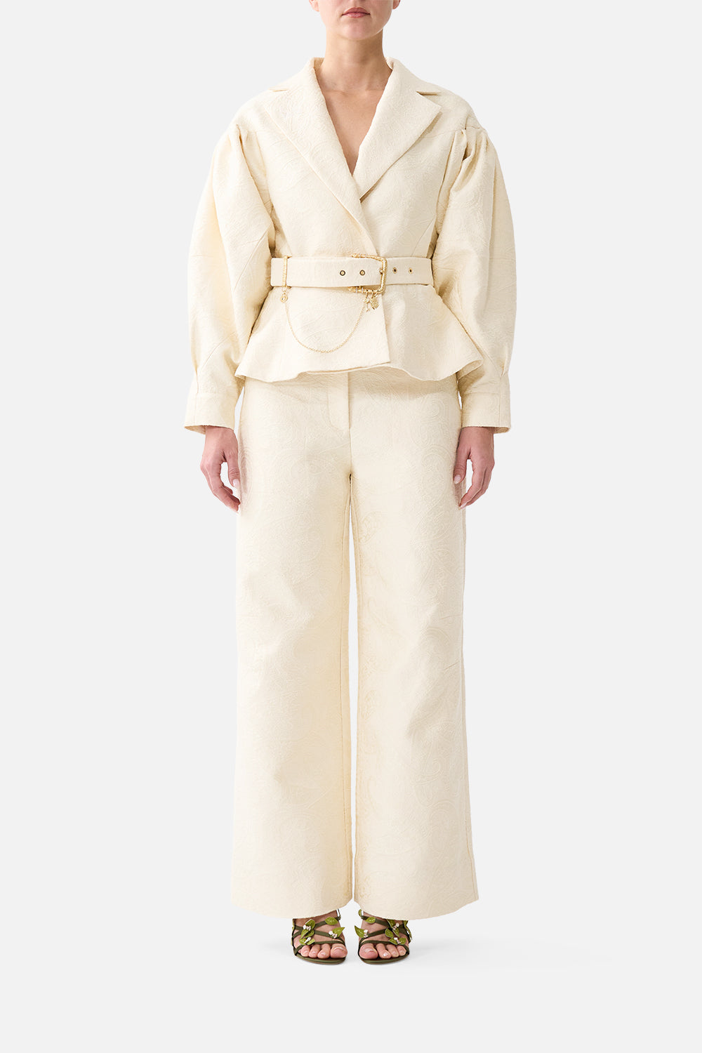 CAMILLA_00042122_COLLARED_JACKET_WITH_BELT_MIDSUMMER_MASTERPIECE_MODEL_1