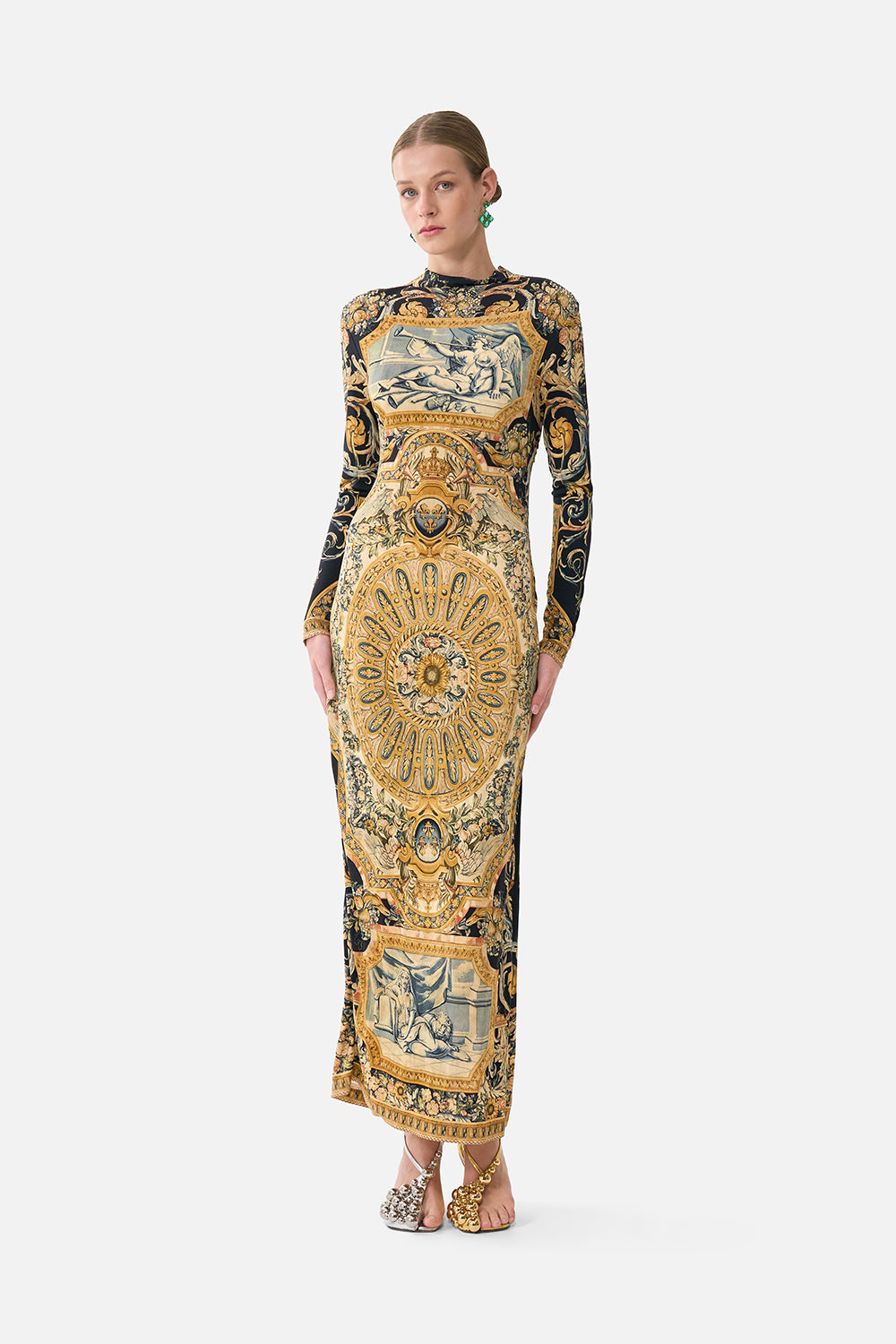 CAMILLA_00043210_BACK_DETAIL_JERSEY_DRESS_MUSEUM_MEMOIRS_MODEL_1