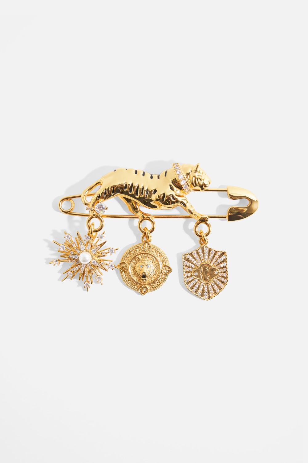 CAMILLA_00045297_HEIRLOOM_PENDANT_BROOCH_GOLD_GHOST_2_a972eed4-5072-4e34-97fa-233f3b816372